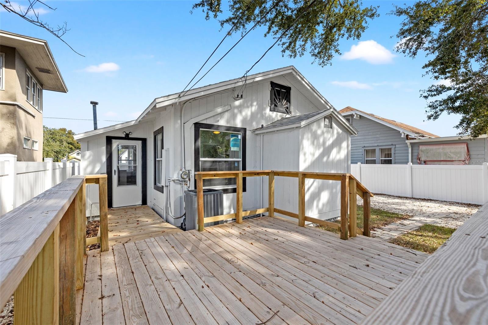 Image 24 of 27 For 2824 5th Avenue N