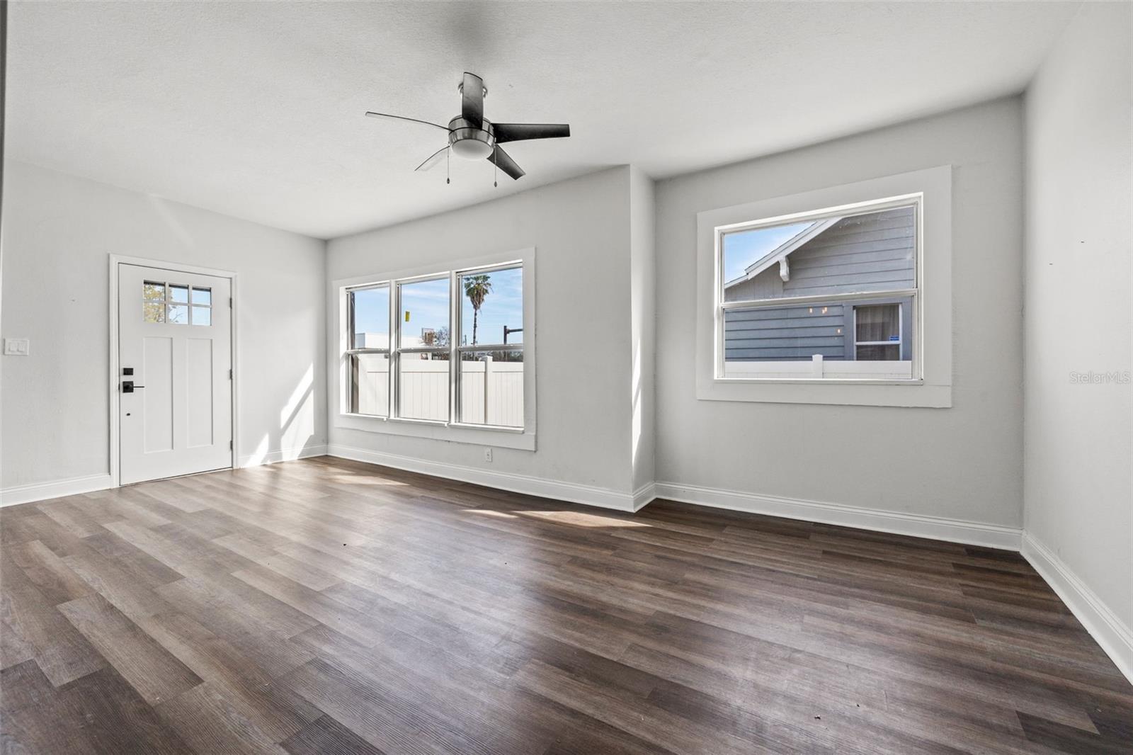 Image 9 of 27 For 2824 5th Avenue N