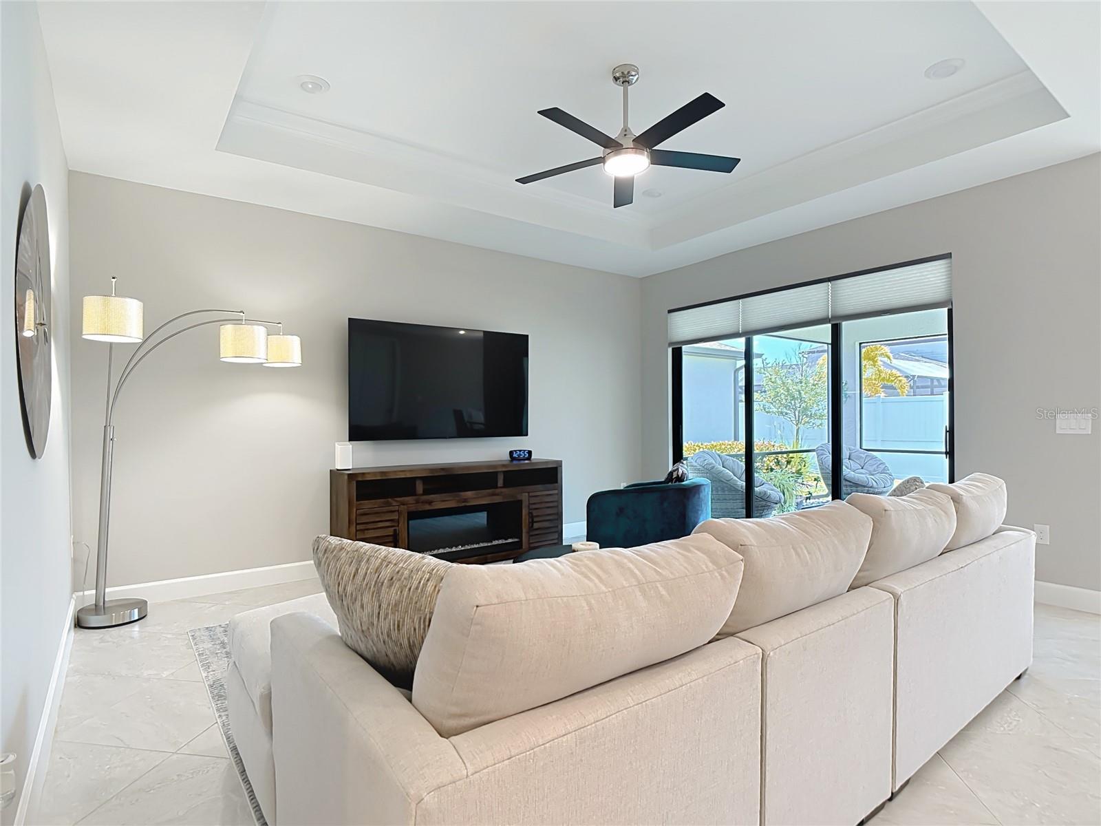 Image 19 of 44 For 2462 Gabel Oak Drive