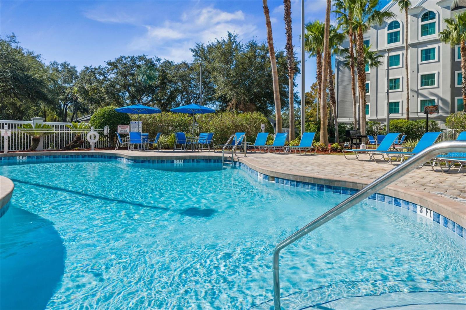 Image 14 of 35 For 8303 Palm Parkway 207