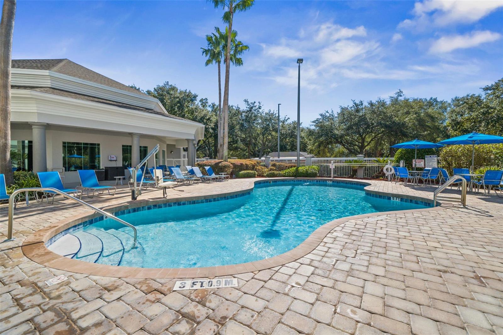 Image 7 of 35 For 8303 Palm Parkway 207