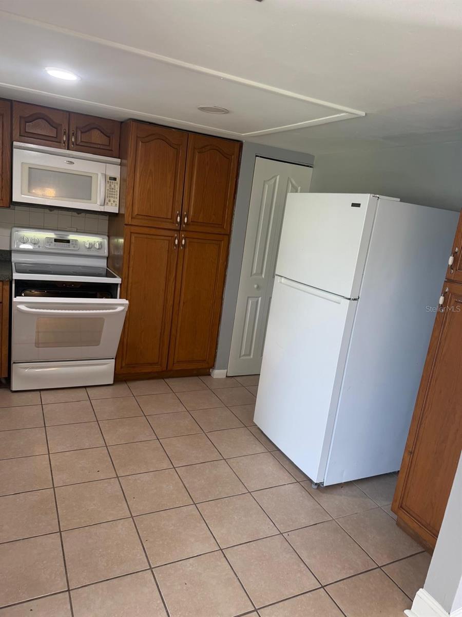 Image 2 of 8 For 3809 5th Street W
