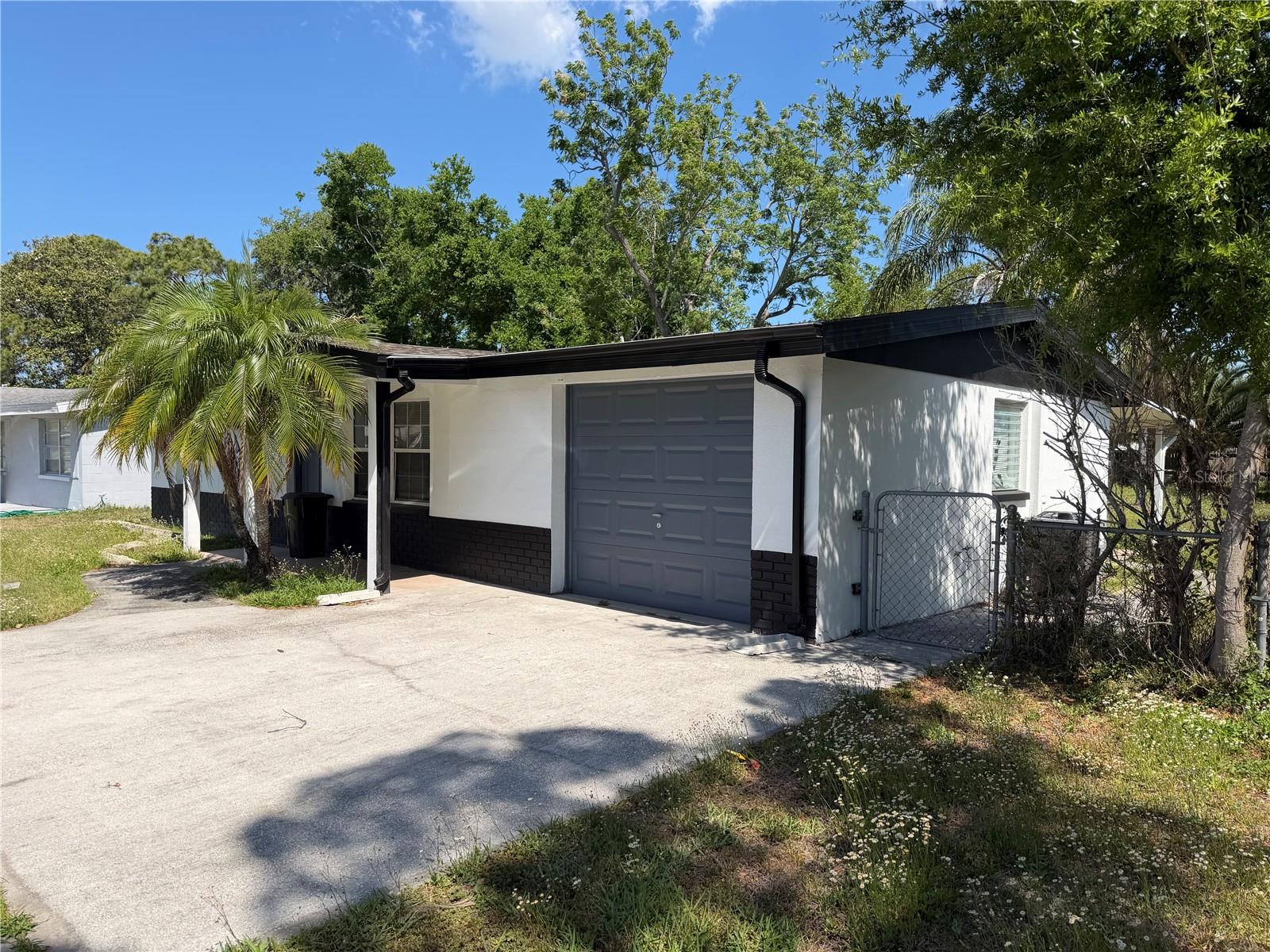 Image 2 of 4 For 6845 Carob Drive