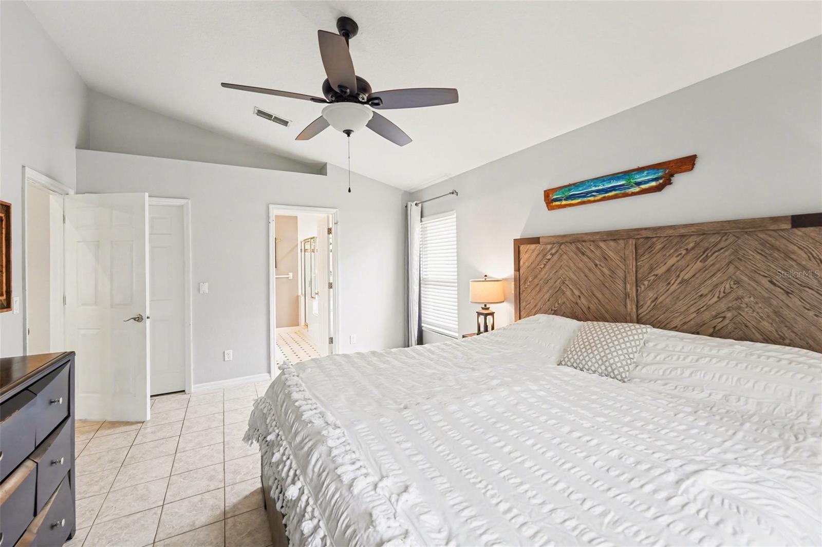 Image 11 of 29 For 12324 Glenfield Avenue
