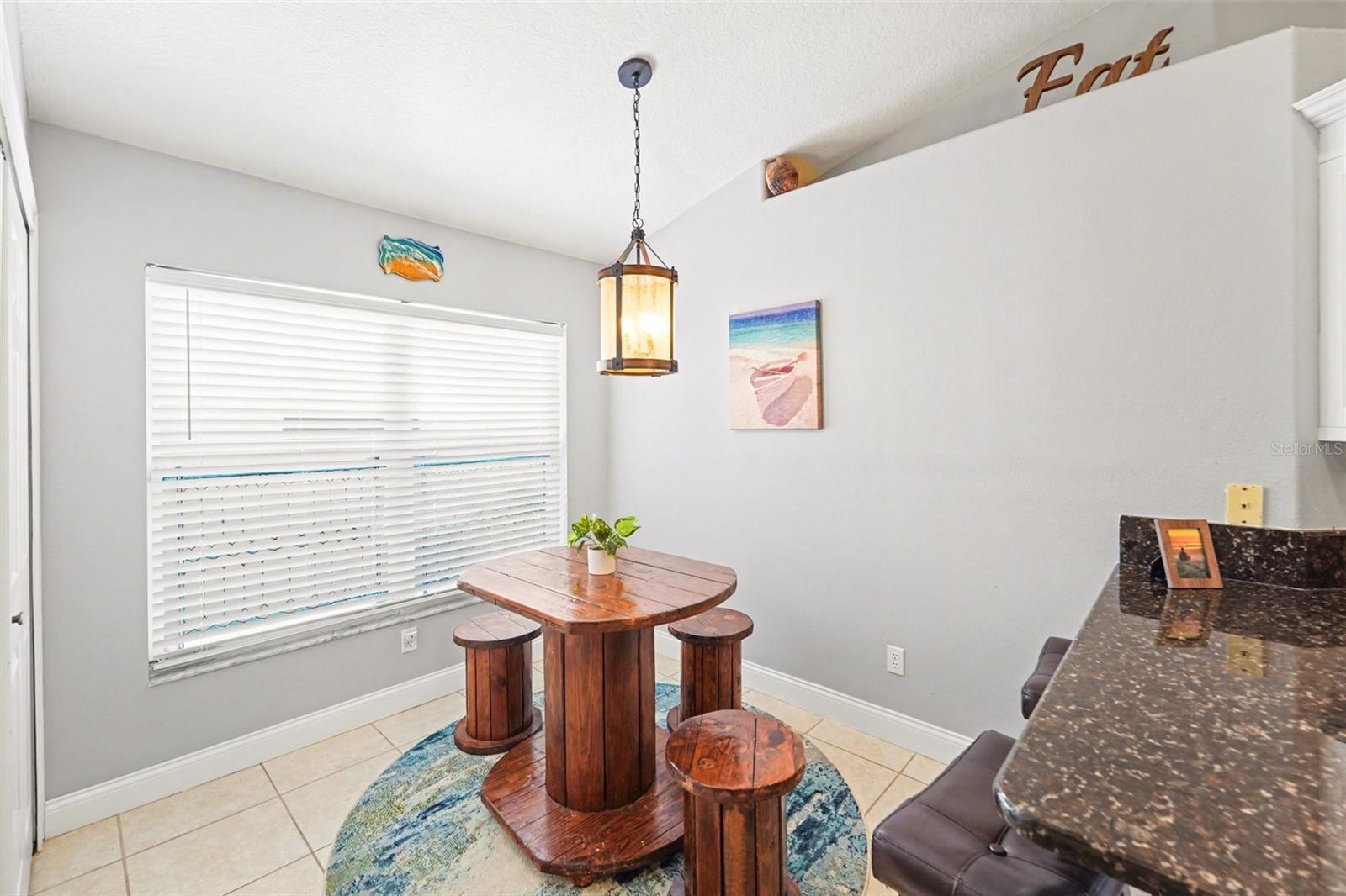 Image 6 of 29 For 12324 Glenfield Avenue