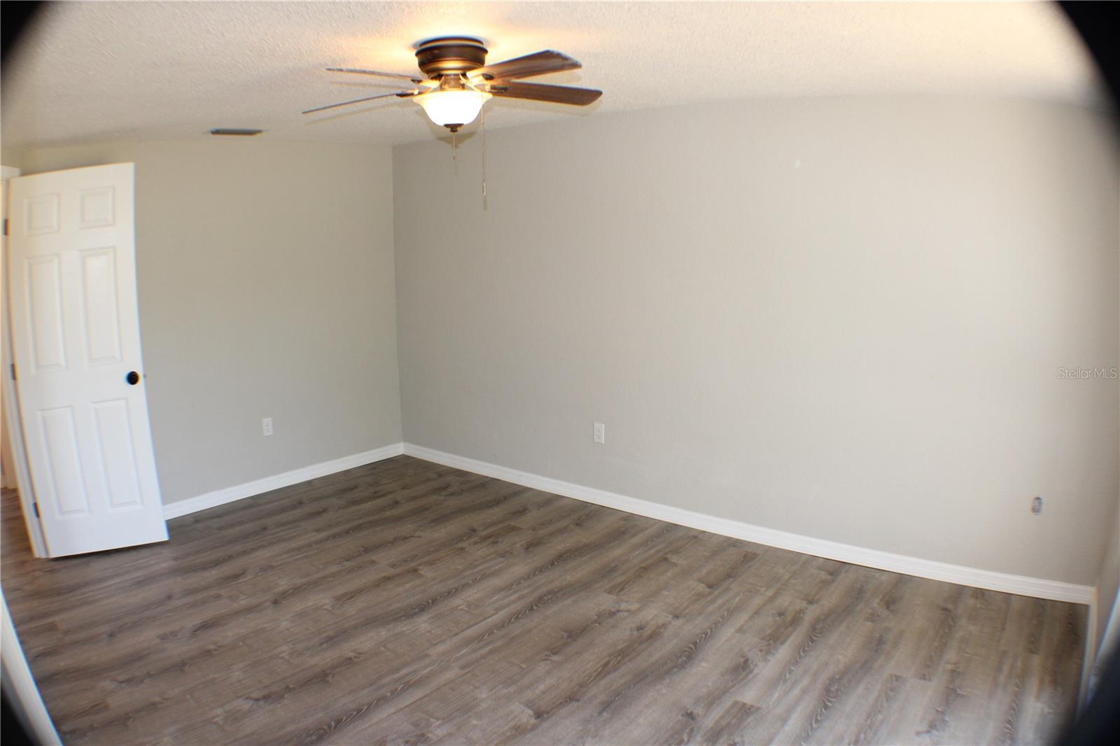 Image 4 of 19 For 3507 Landale Drive