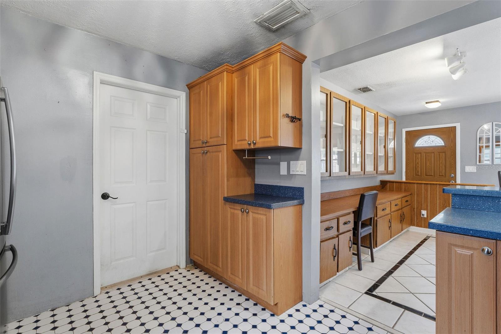 Image 12 of 45 For 4333 71st Avenue N