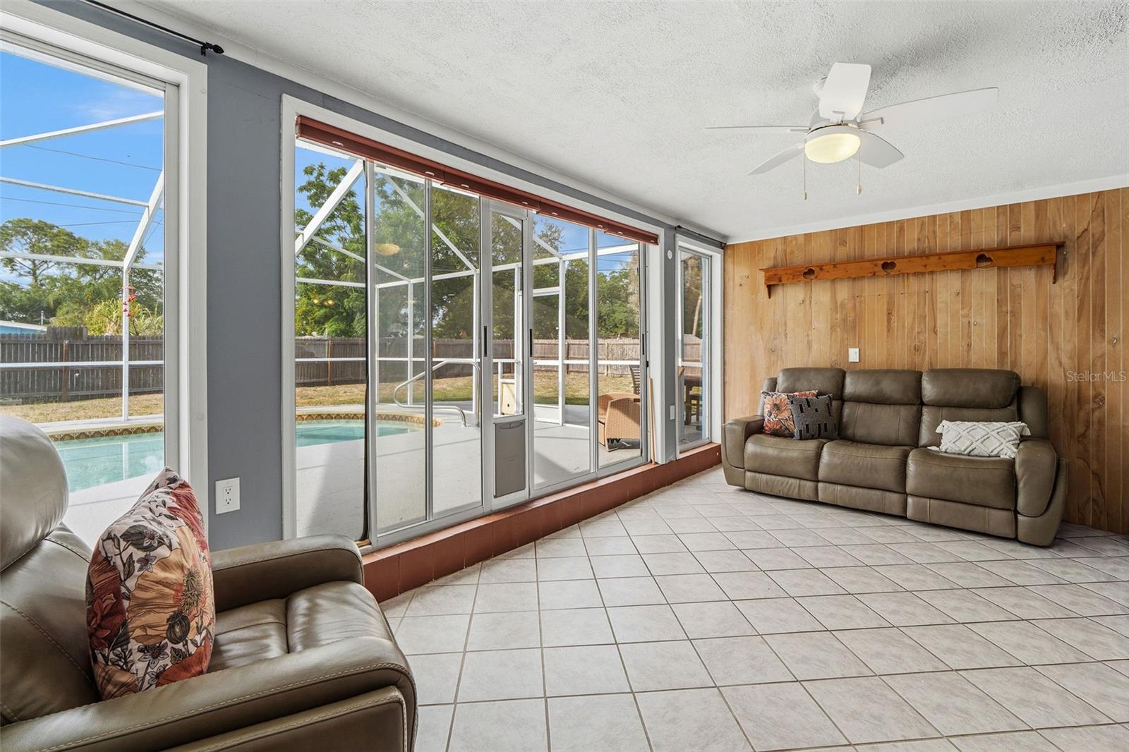 Image 14 of 45 For 4333 71st Avenue N