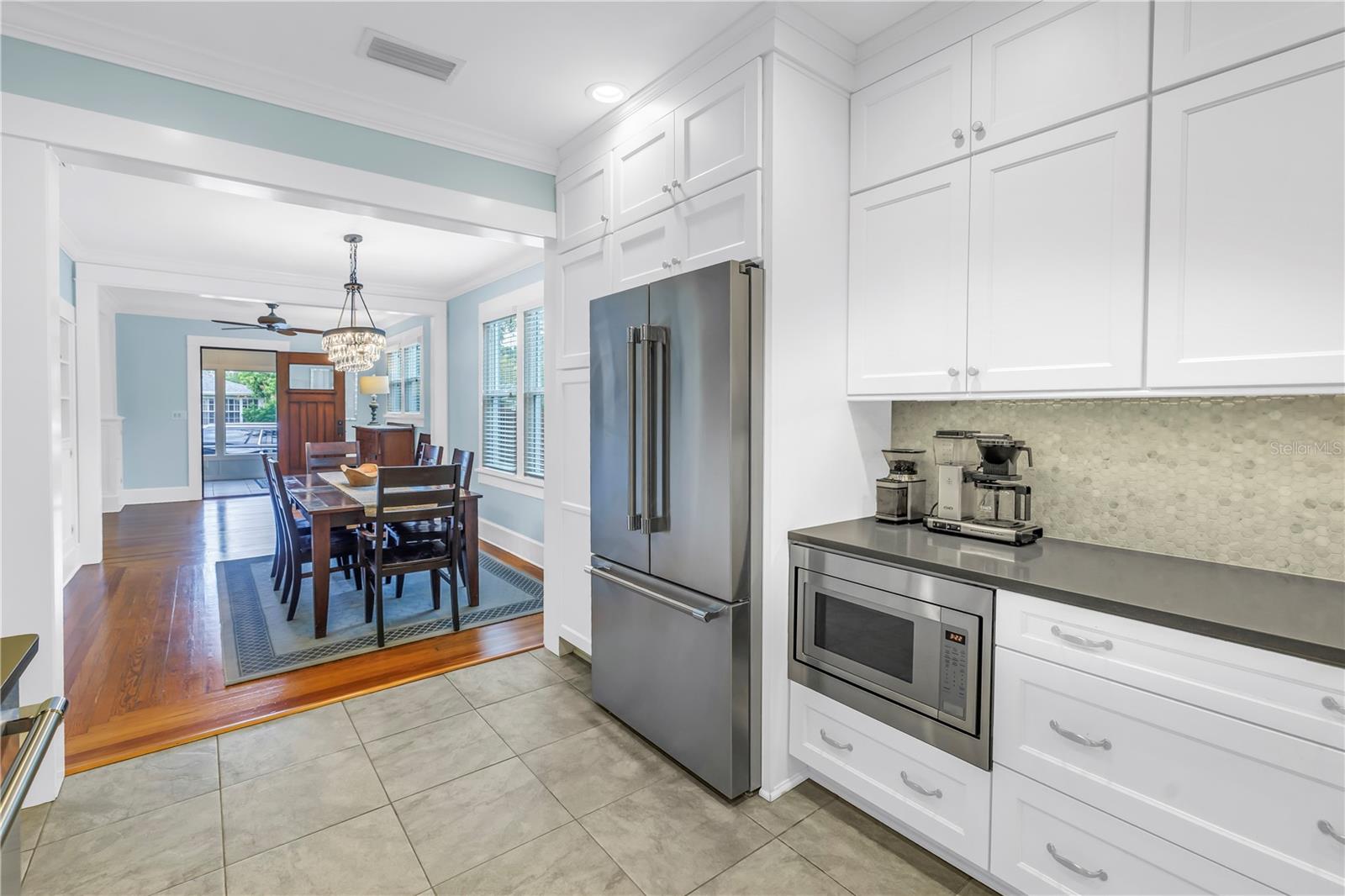 Image 13 of 56 For 436 12th Avenue Ne