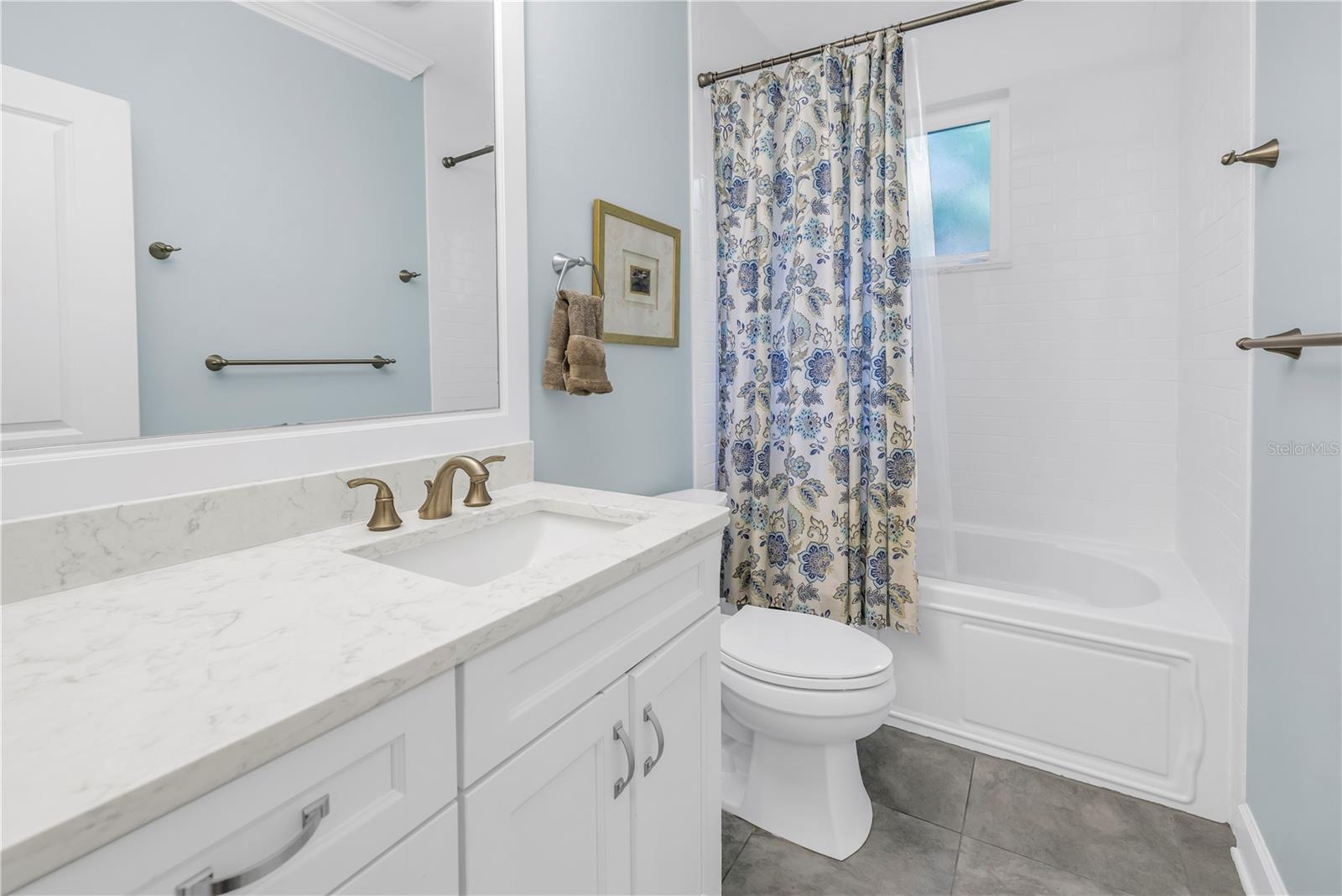 Image 20 of 56 For 436 12th Avenue Ne