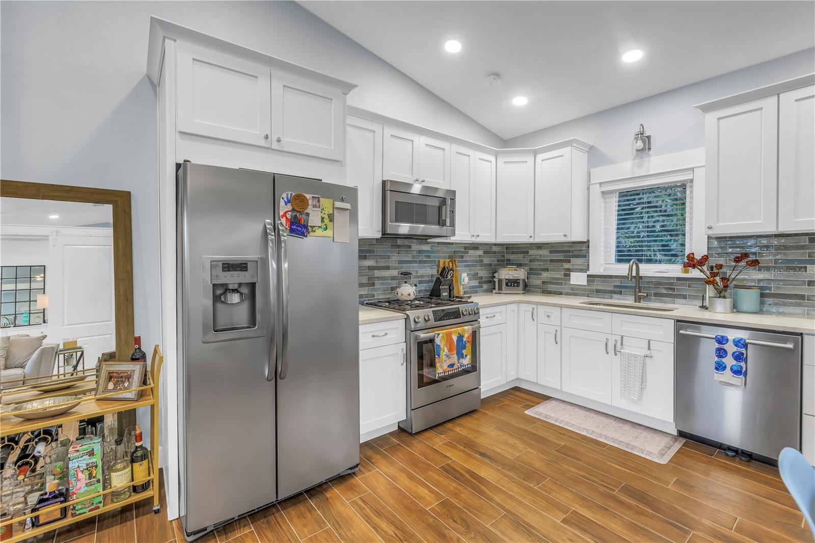 Image 34 of 56 For 436 12th Avenue Ne
