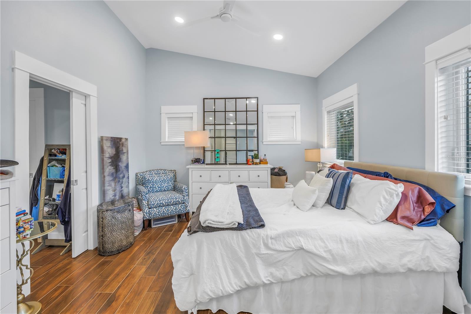 Image 39 of 56 For 436 12th Avenue Ne