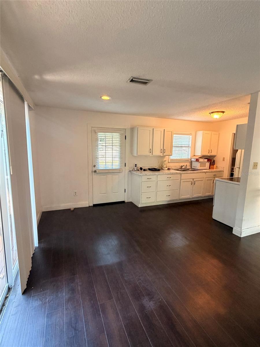 Image 7 of 23 For 14802 30th Street
