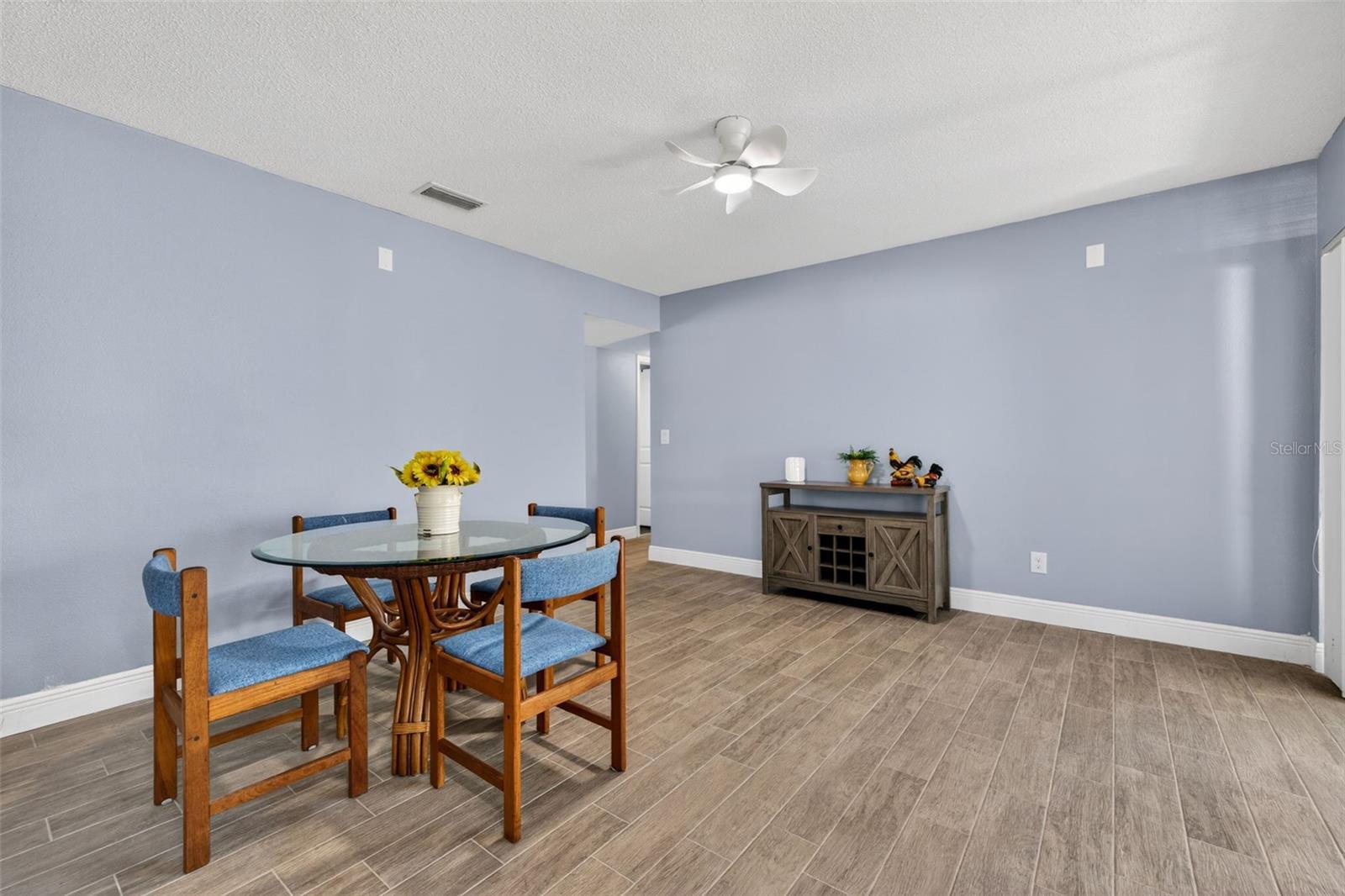 Image 12 of 28 For 5810 Venetian Boulevard Ne