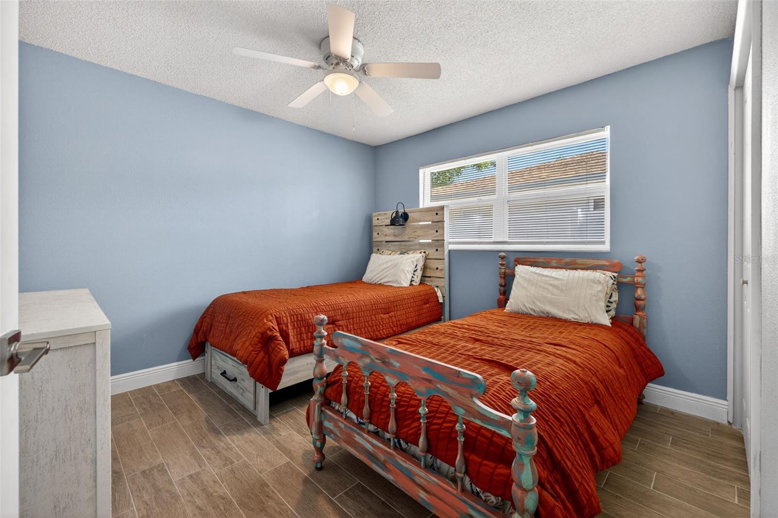 Image 14 of 28 For 5810 Venetian Boulevard Ne