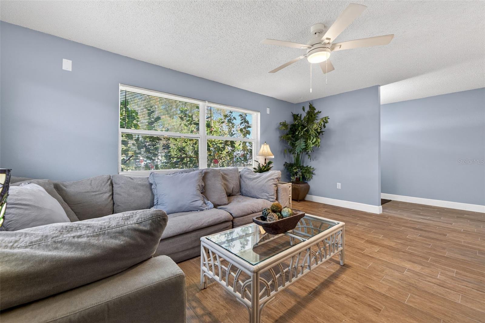 Image 5 of 28 For 5810 Venetian Boulevard Ne