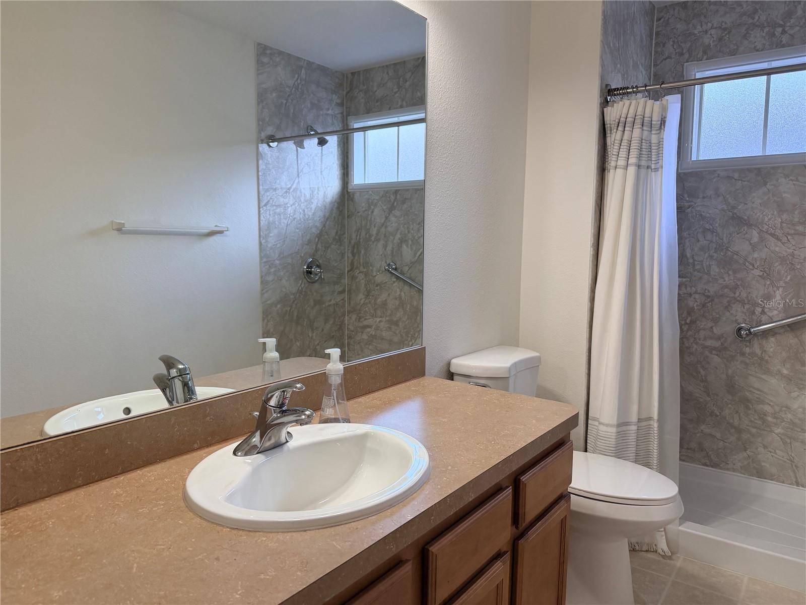 Image 21 of 47 For 4212 Bismarck Palm Drive