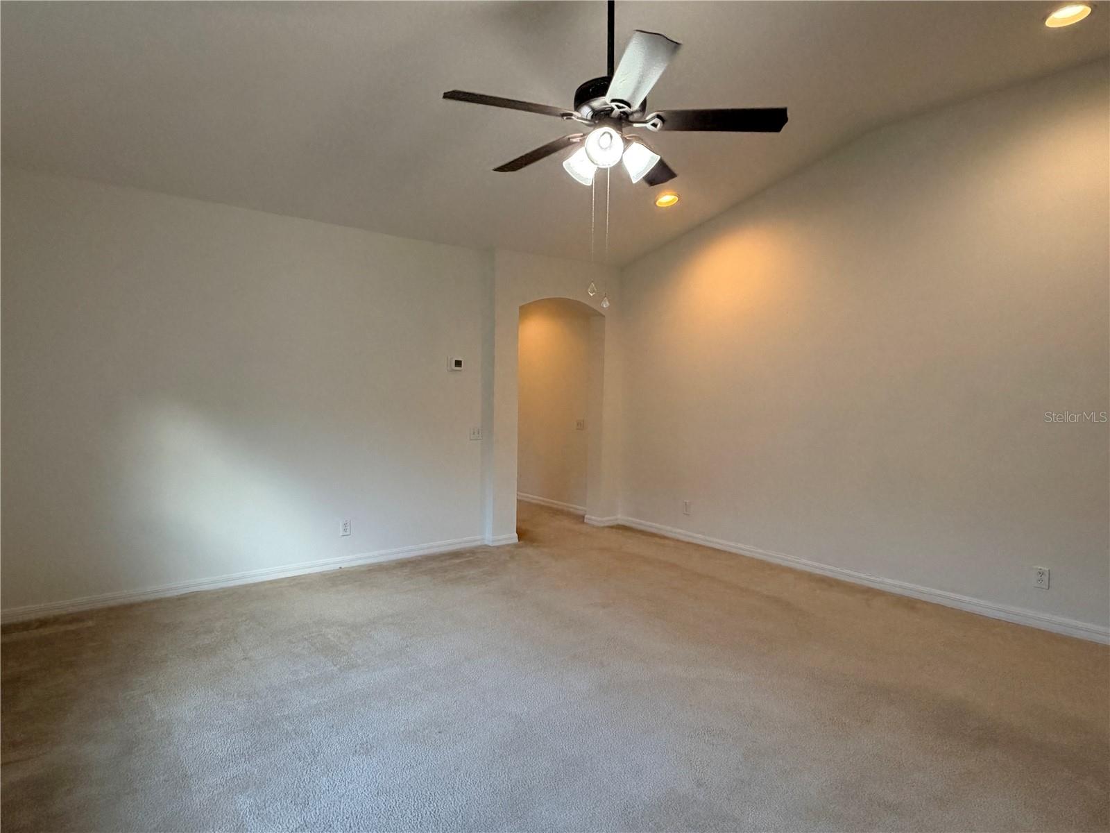 Image 24 of 47 For 4212 Bismarck Palm Drive