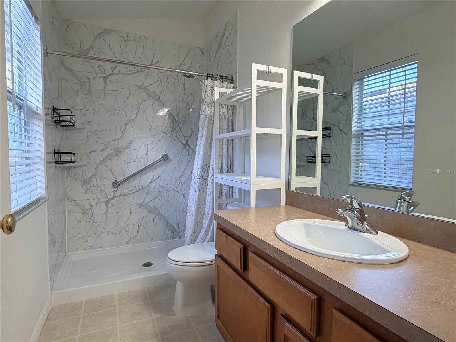 Image 26 of 47 For 4212 Bismarck Palm Drive