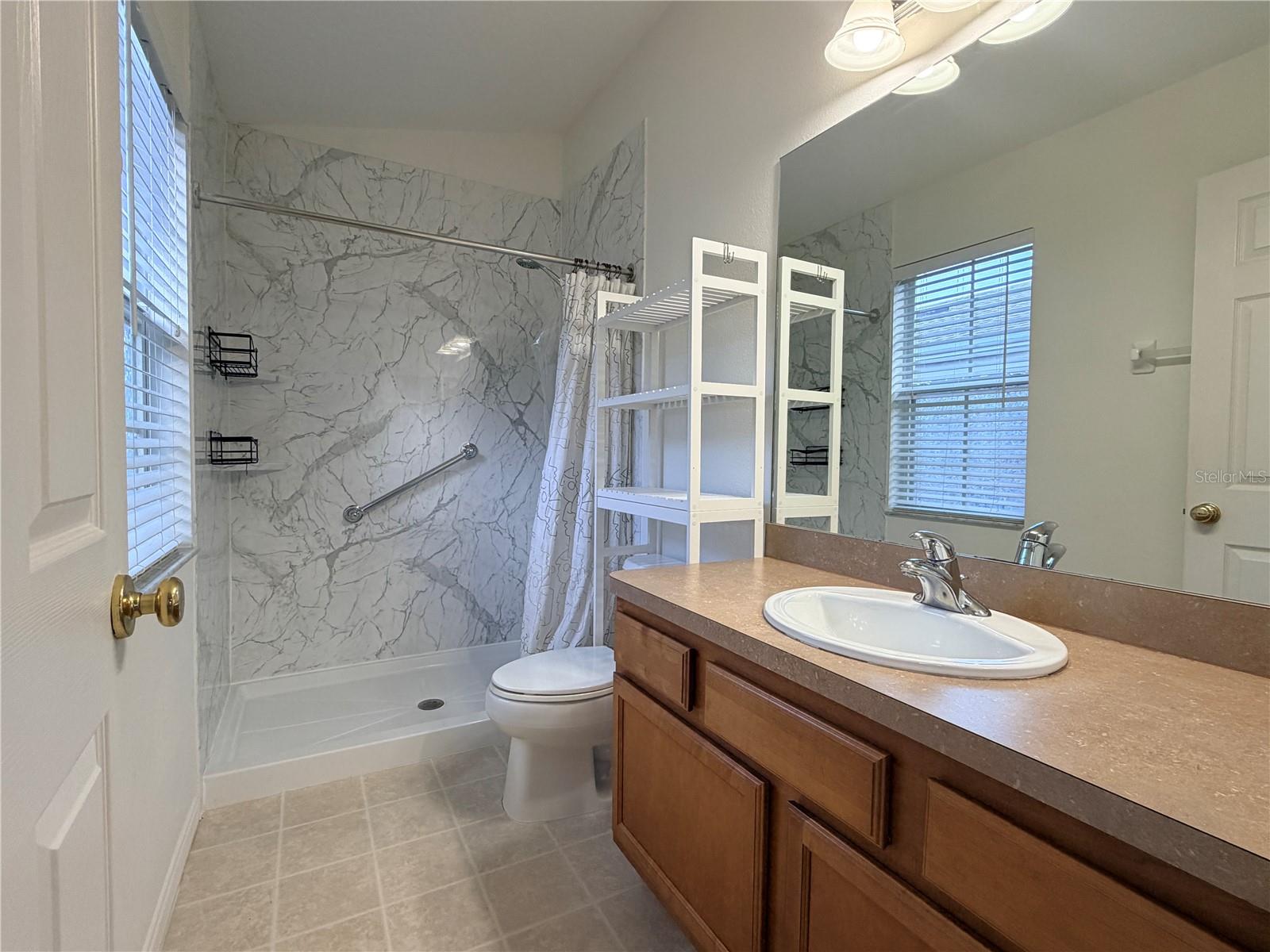 Image 29 of 47 For 4212 Bismarck Palm Drive
