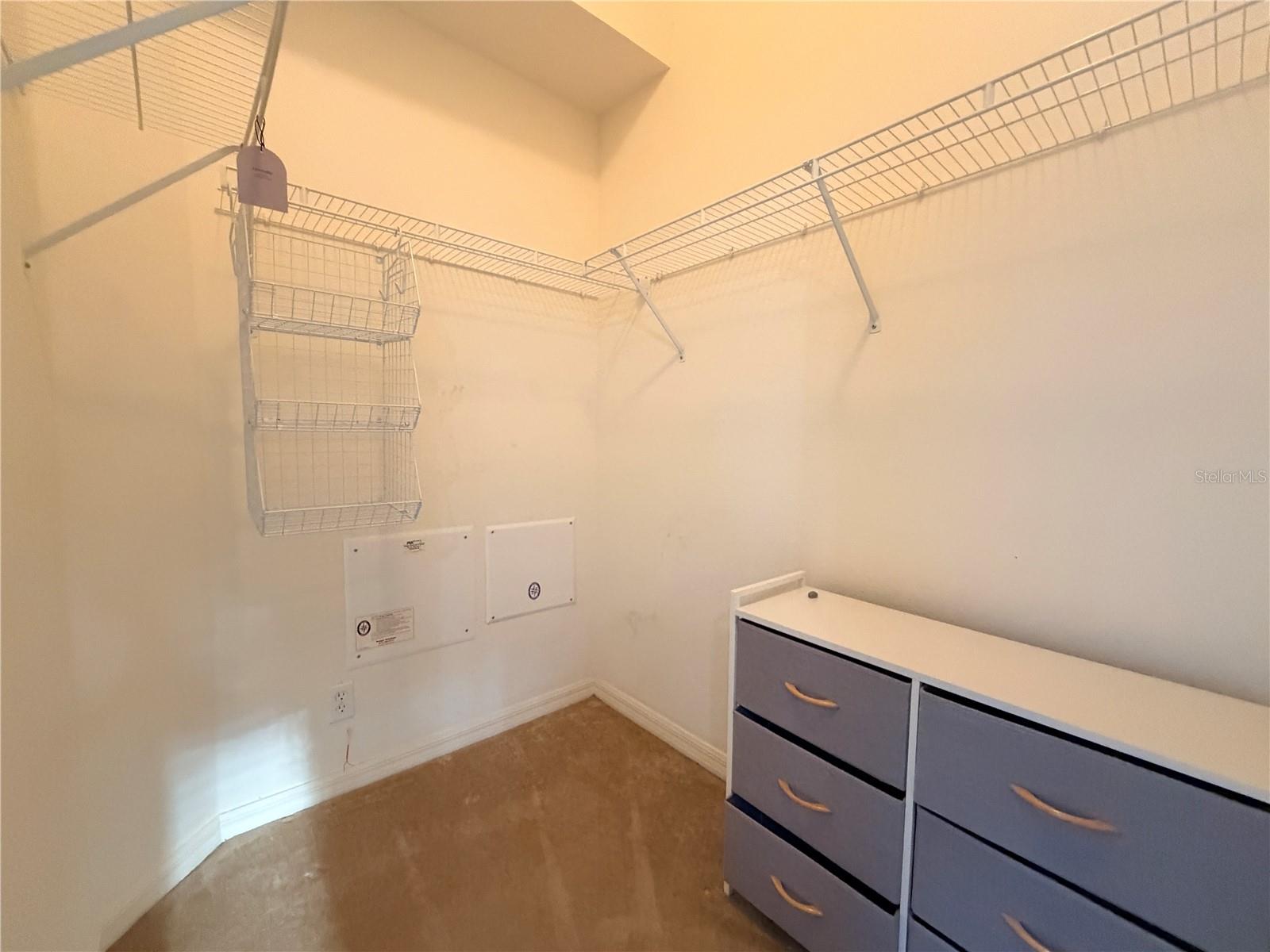 Image 33 of 47 For 4212 Bismarck Palm Drive