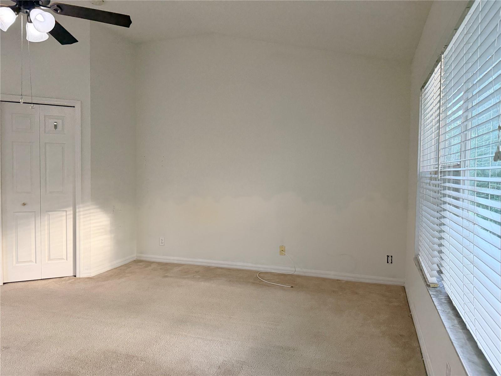 Image 37 of 47 For 4212 Bismarck Palm Drive
