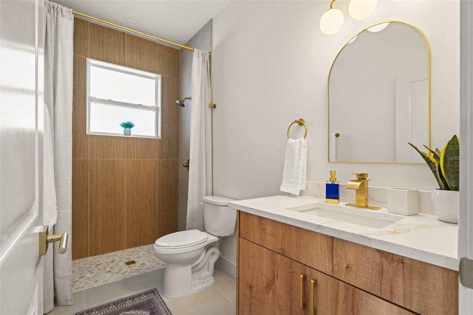 Image 18 of 46 For 7603 Pennsylvania Drive