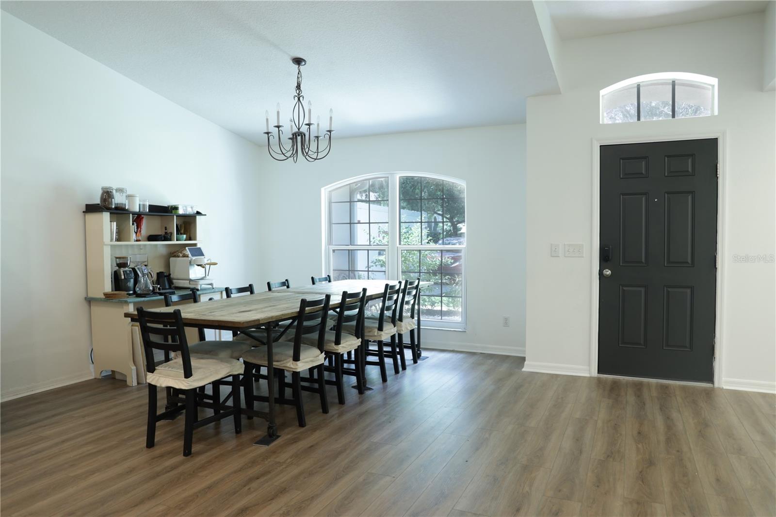 Image 11 of 36 For 1511 Mccrea Drive