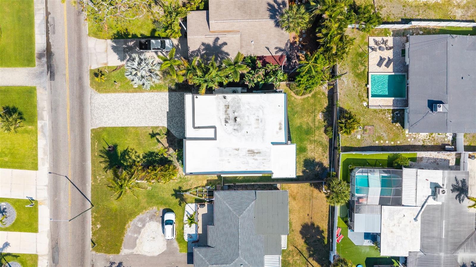 Image 63 of 80 For 3835 Shore Acres Boulevard Ne