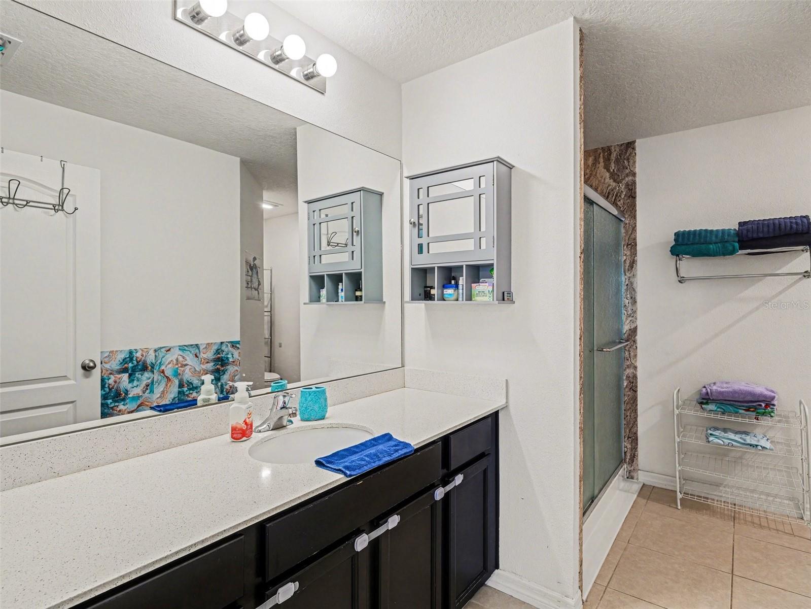 Image 13 of 31 For 820 Chatham Walk Drive