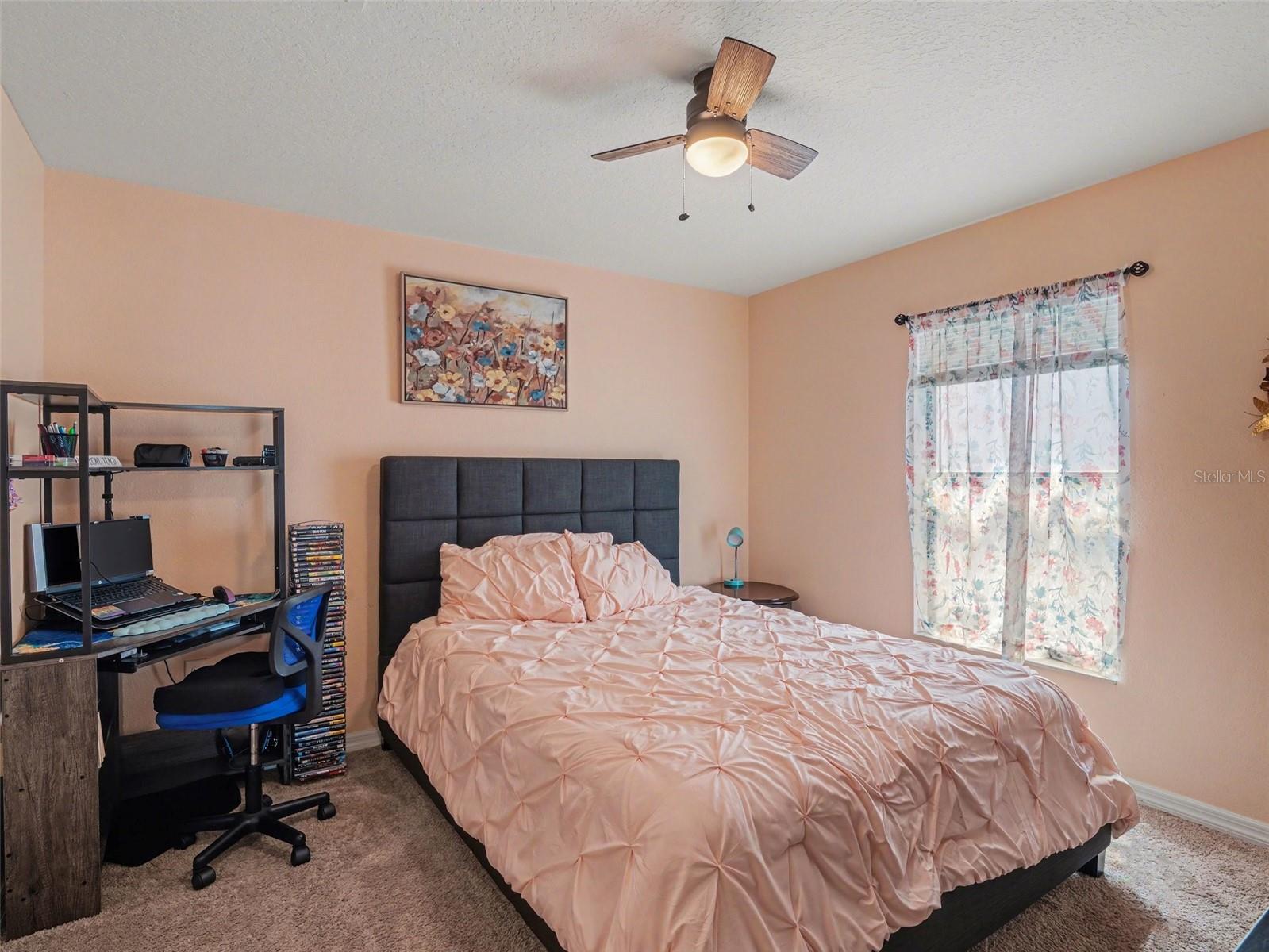 Image 14 of 31 For 820 Chatham Walk Drive