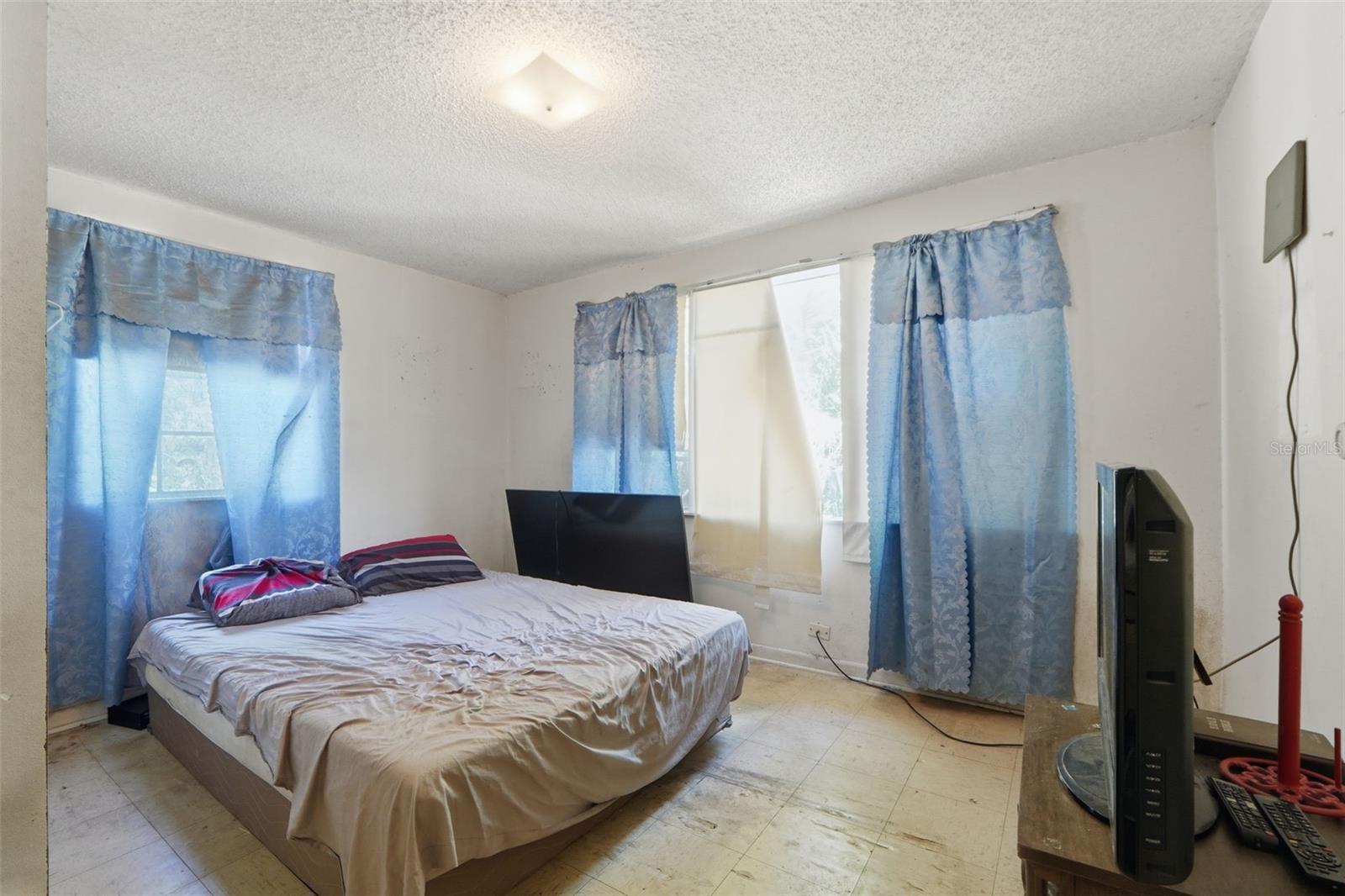 Image 10 of 25 For 1301 Wilder Avenue