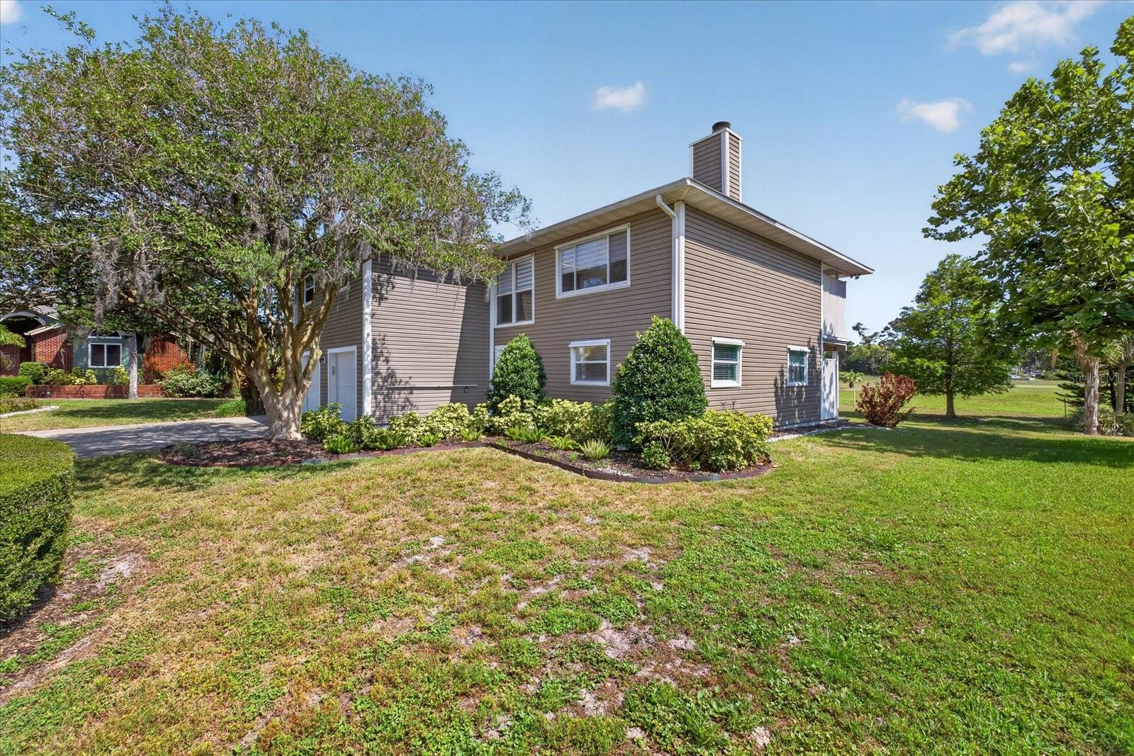 Image 8 of 49 For 1005 Beaver Drive