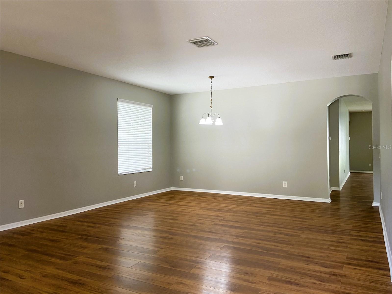 Image 5 of 20 For 29832 Cedar Waxwing Drive