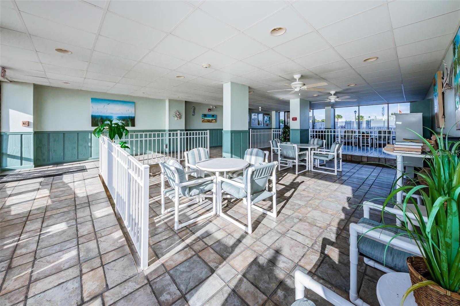 Image 60 of 75 For 18650 Gulf Boulevard 305