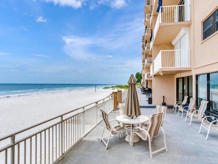 Image 64 of 75 For 18650 Gulf Boulevard 305