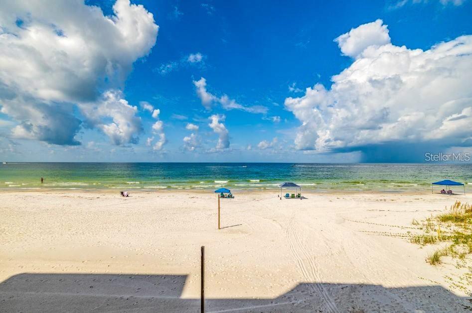 Image 66 of 75 For 18650 Gulf Boulevard 305