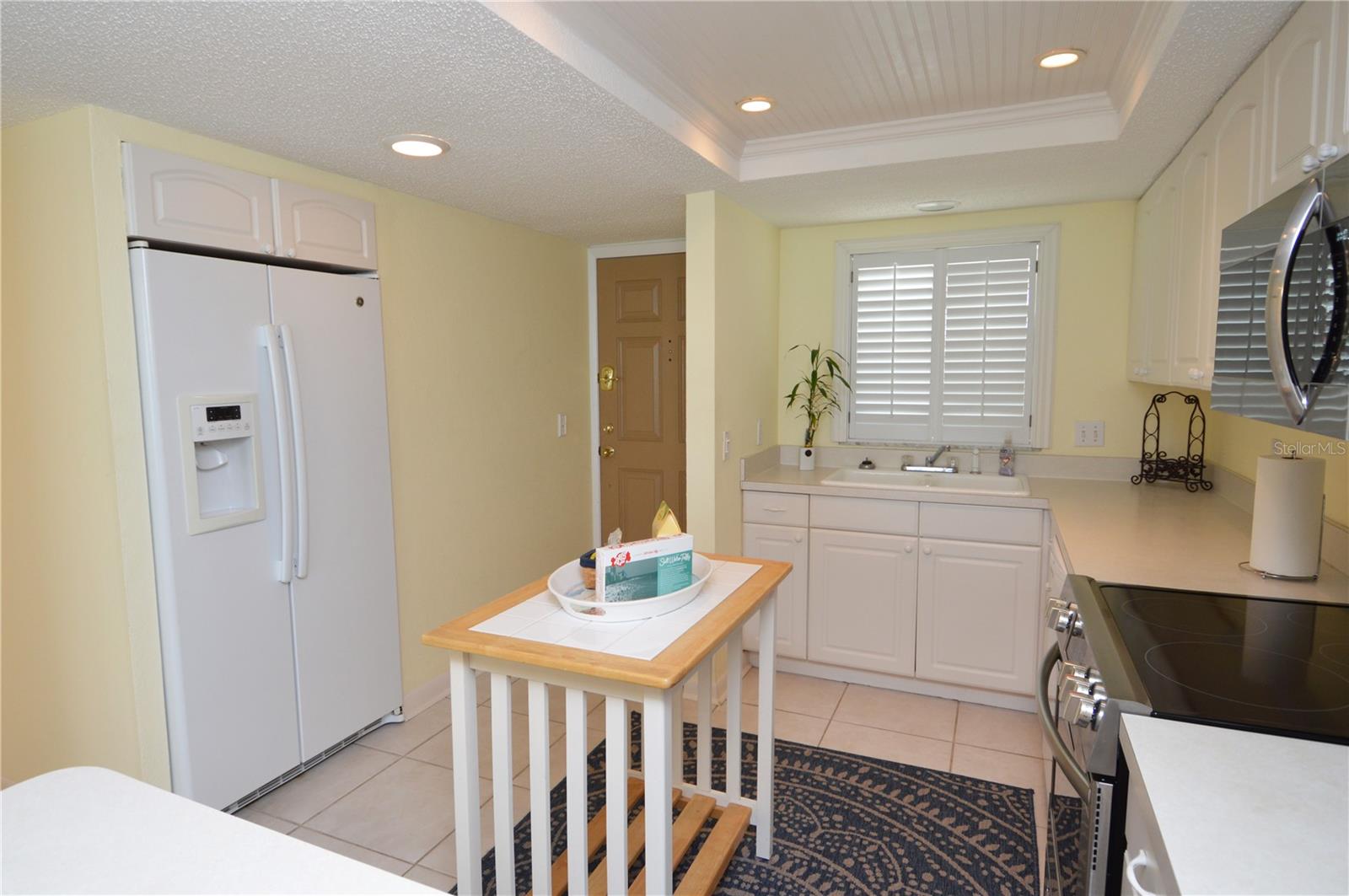 Image 7 of 75 For 18650 Gulf Boulevard 305