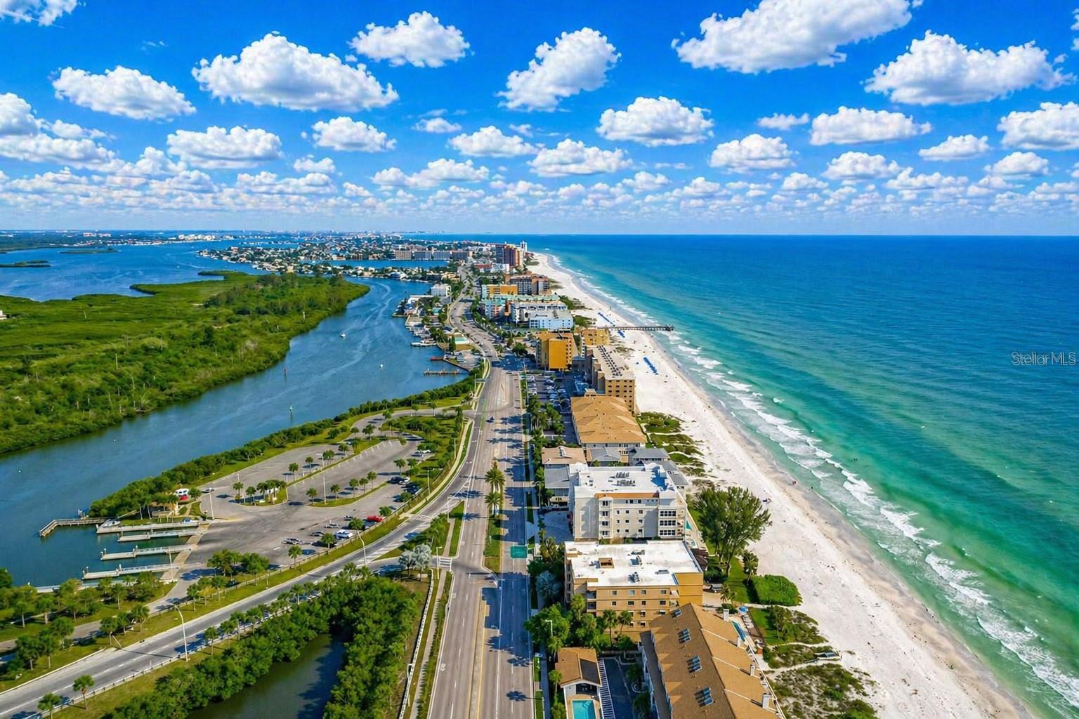 Image 73 of 75 For 18650 Gulf Boulevard 305