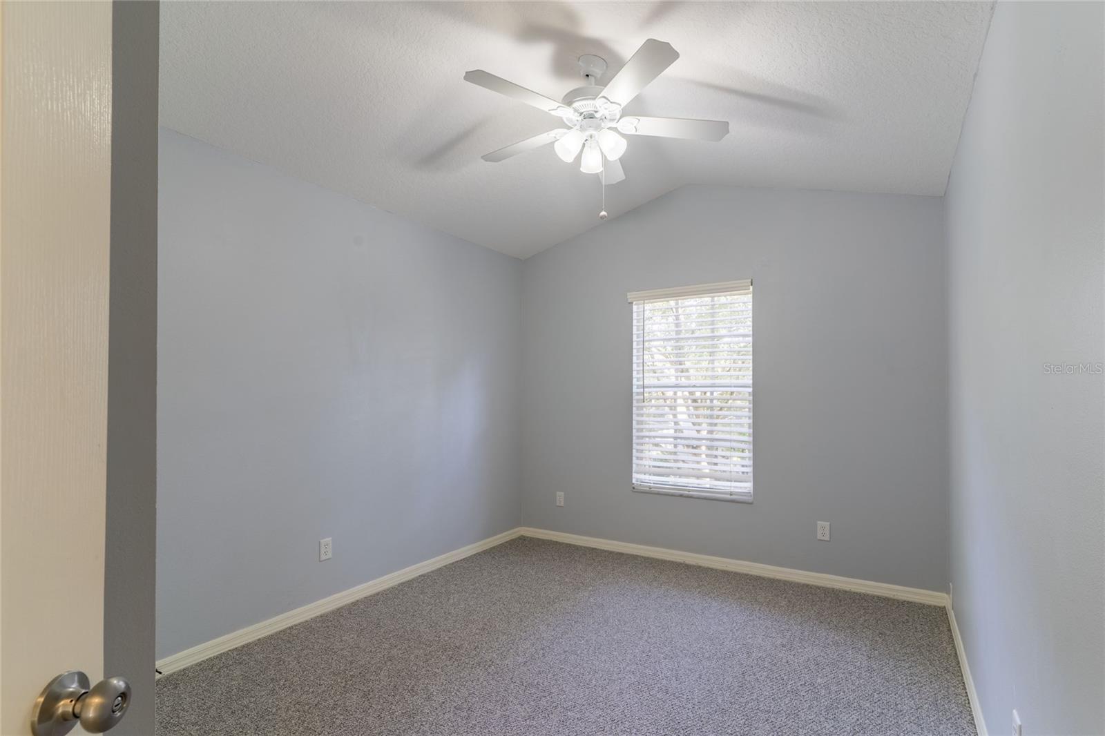 Image 38 of 48 For 9406 Oak Meadow Court