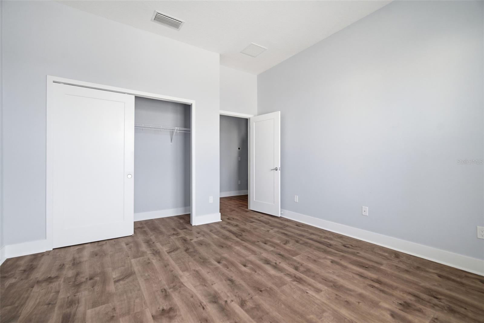 Image 23 of 28 For 4810 Mcelroy Avenue 7