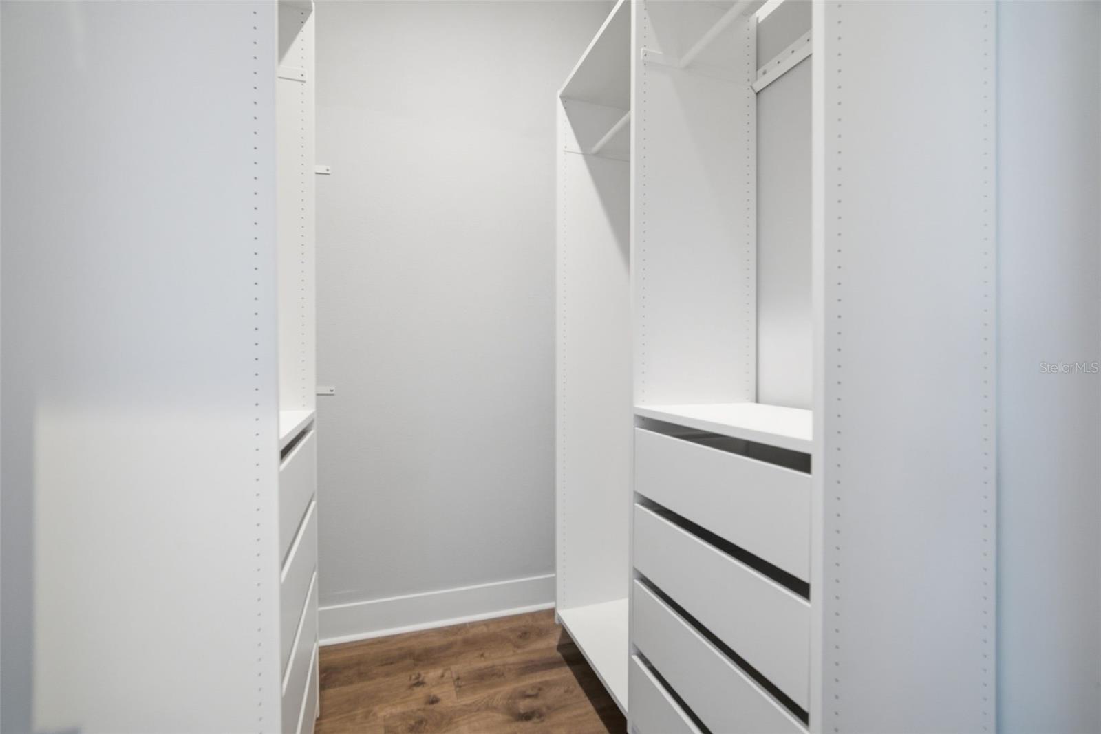 Image 9 of 28 For 4810 Mcelroy Avenue 7