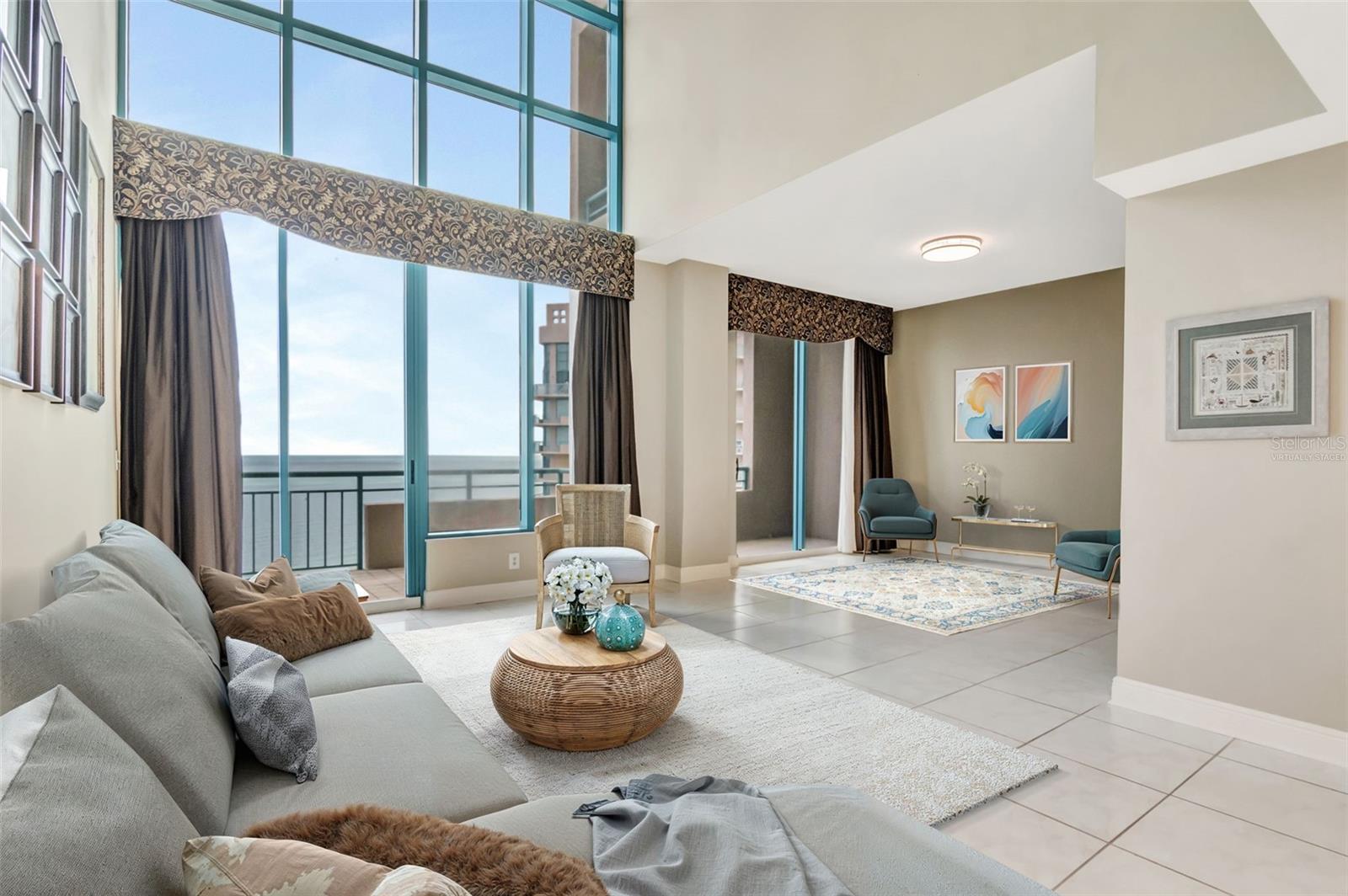 Image 7 of 41 For 1560 Gulf Boulevard 4