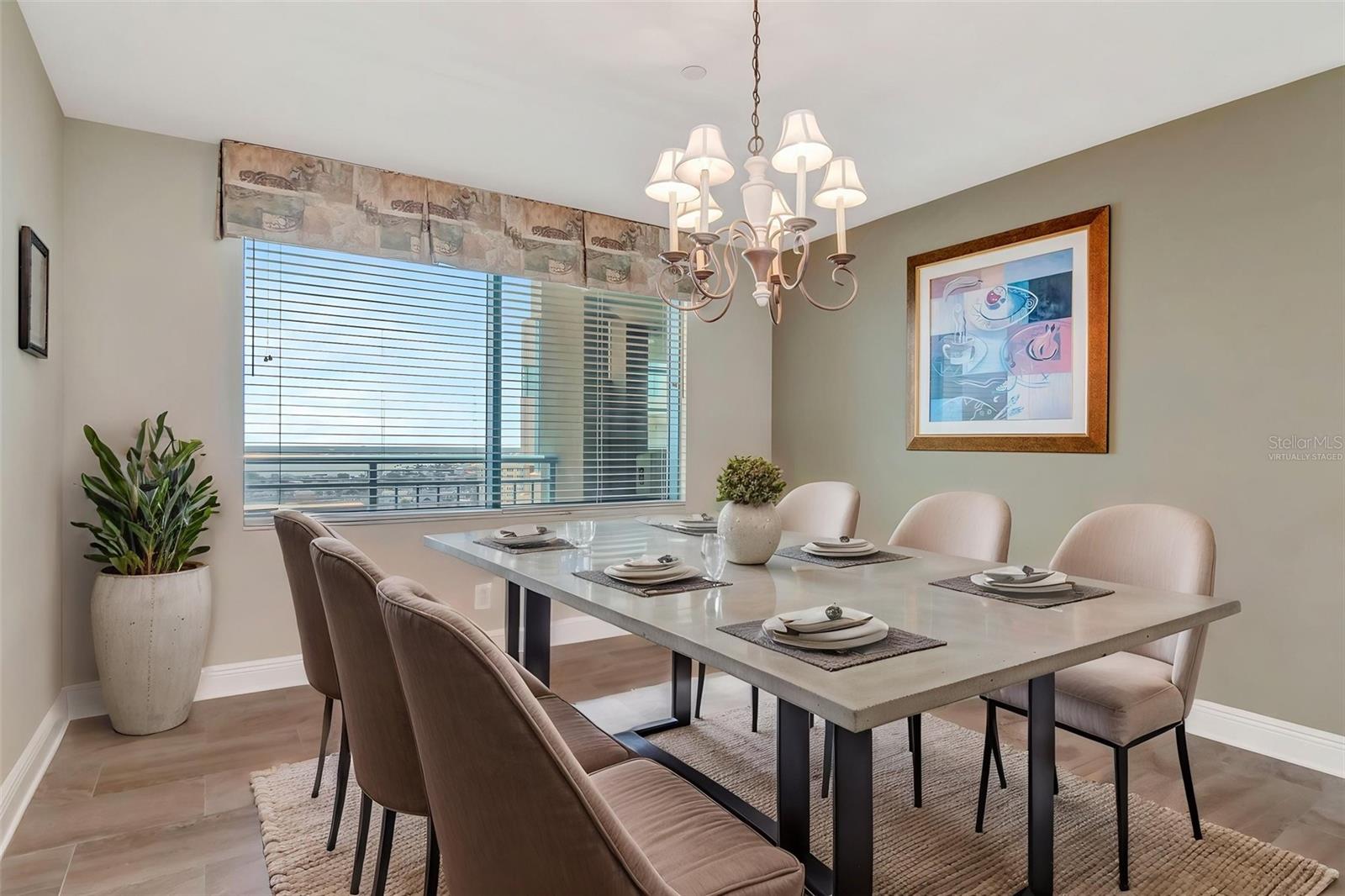 Image 9 of 41 For 1560 Gulf Boulevard 4