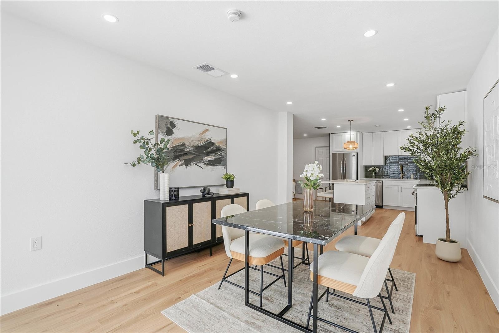 Image 16 of 39 For 7037 124th Terrace