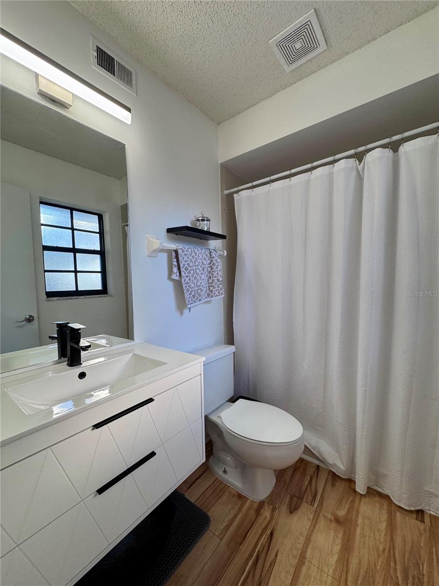 Image 11 of 23 For 7186 Lexington Circle