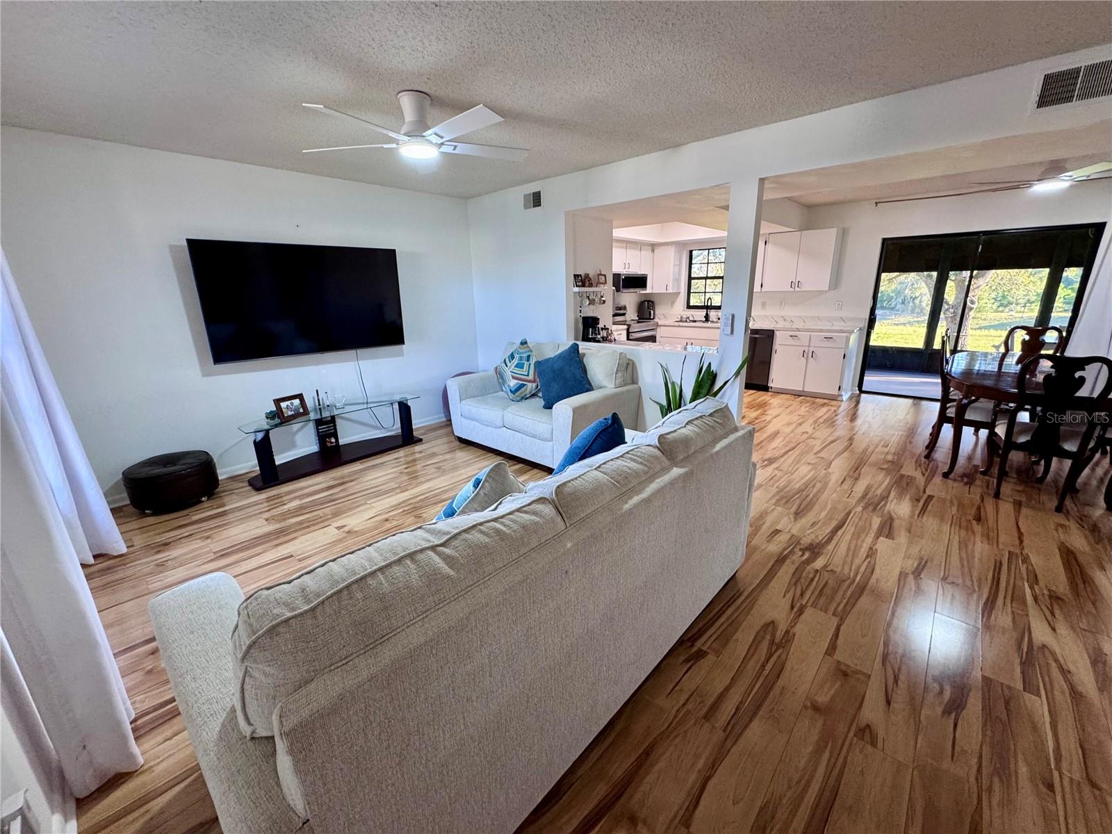 Image 2 of 23 For 7186 Lexington Circle