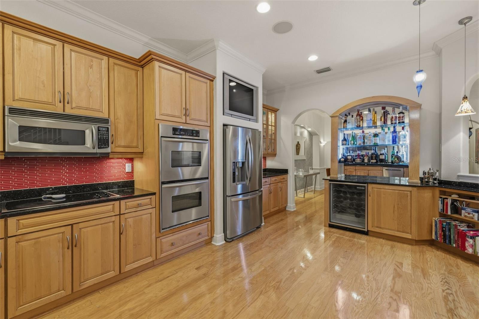 Image 10 of 78 For 615 Saxony Boulevard