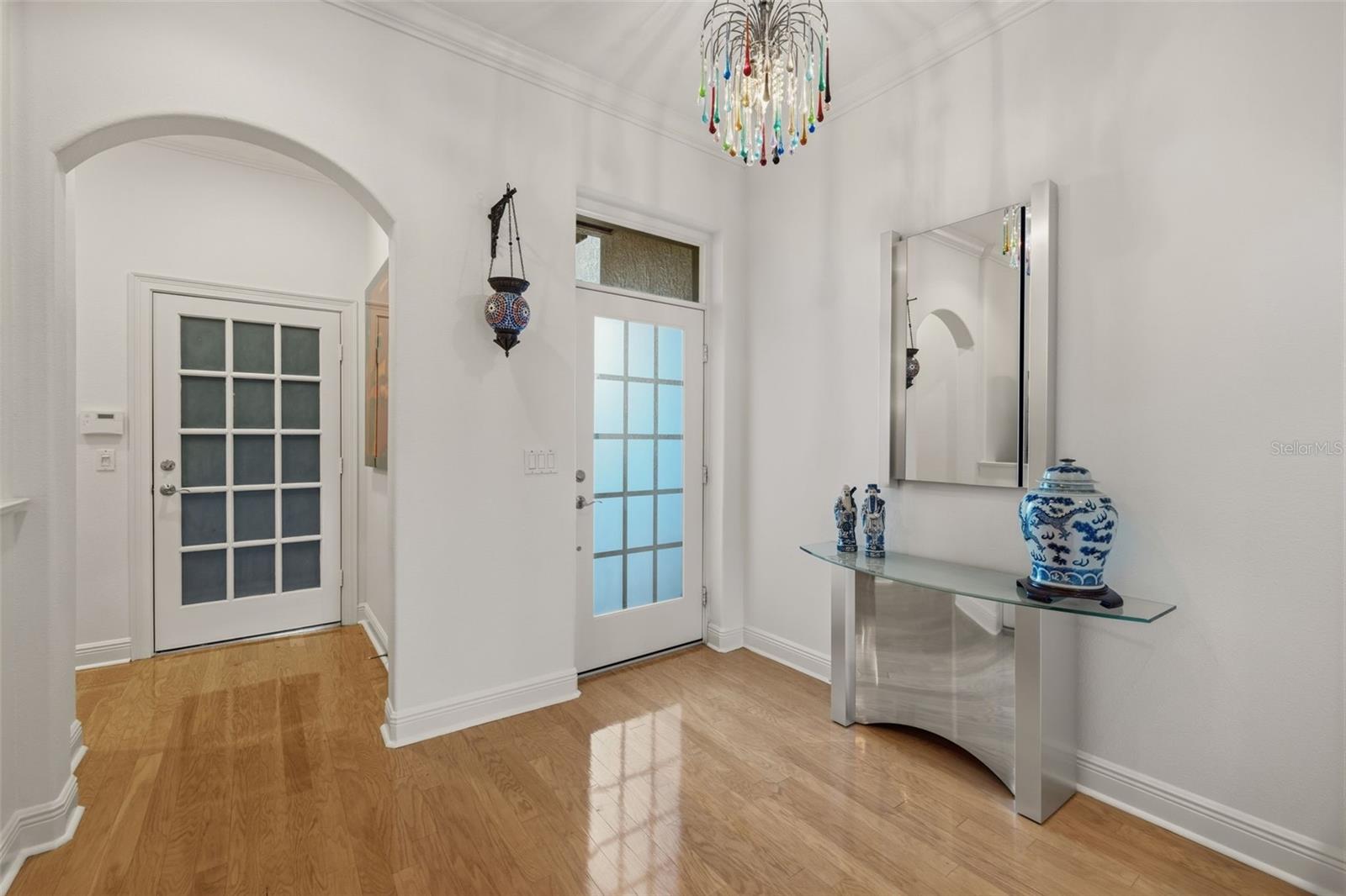 Image 20 of 78 For 615 Saxony Boulevard