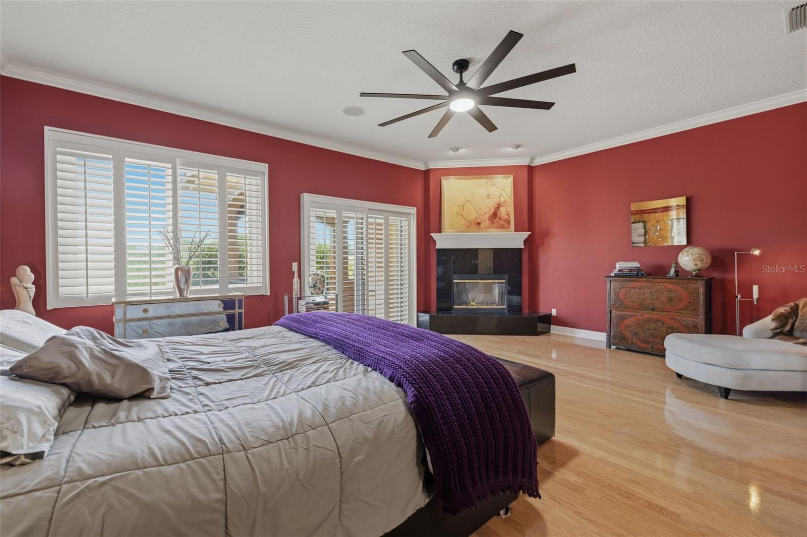 Image 25 of 78 For 615 Saxony Boulevard